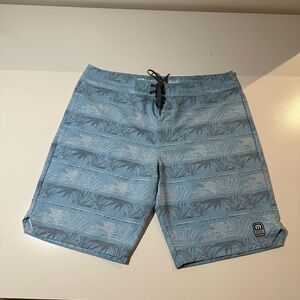 TravisMathew Rip Me Off Board Shorts Men’s Size 34 Blue